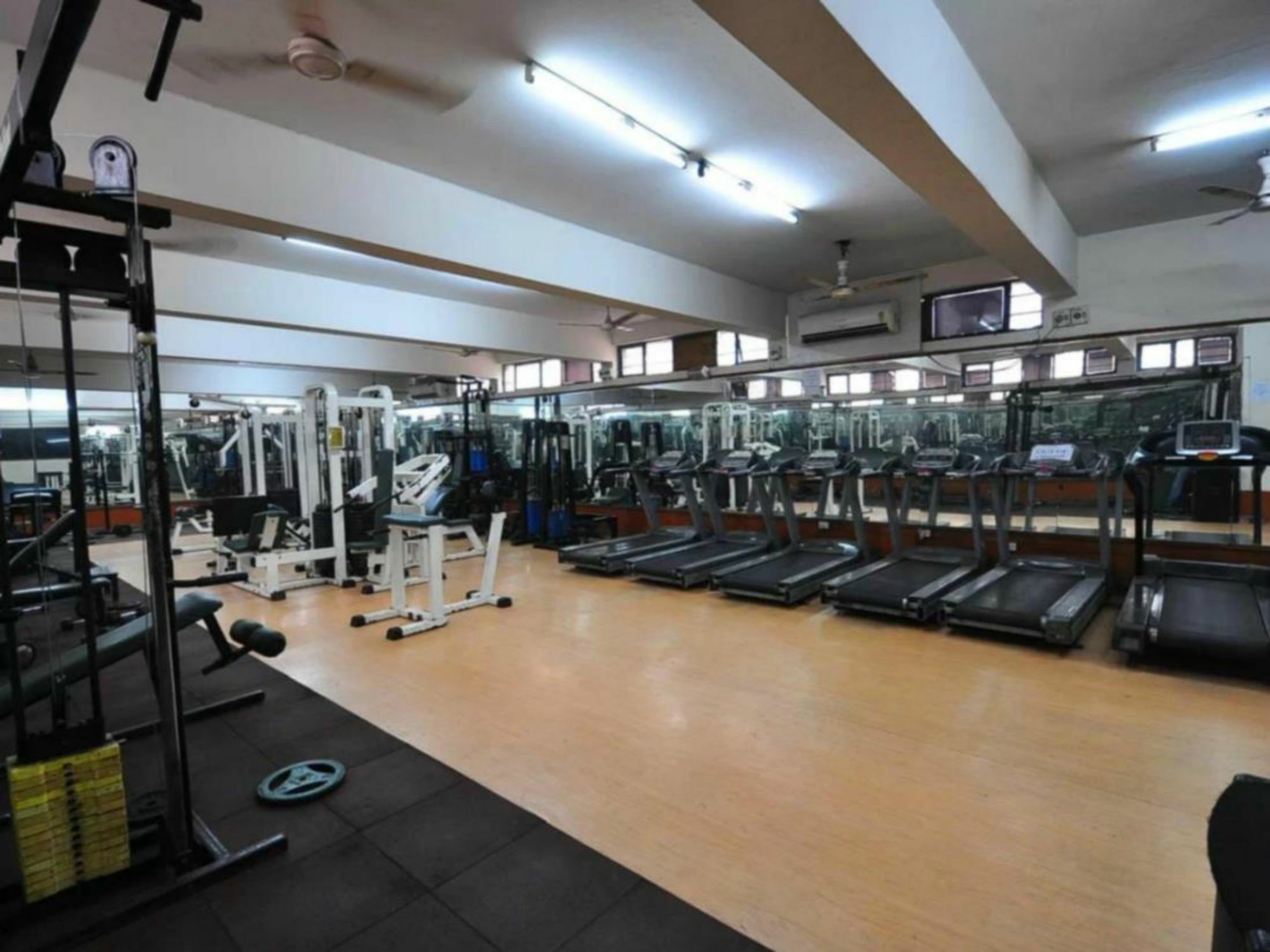 New Delhi Ymca Tourist Hostel מראה חיצוני תמונה